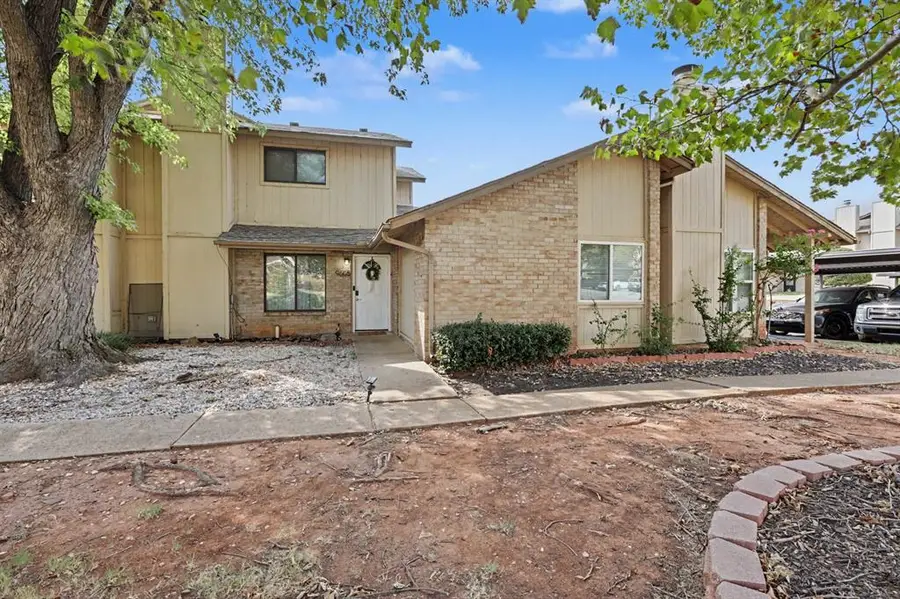 9605 Hefner Village Boulevard, Oklahoma City, OK 73162 - #2