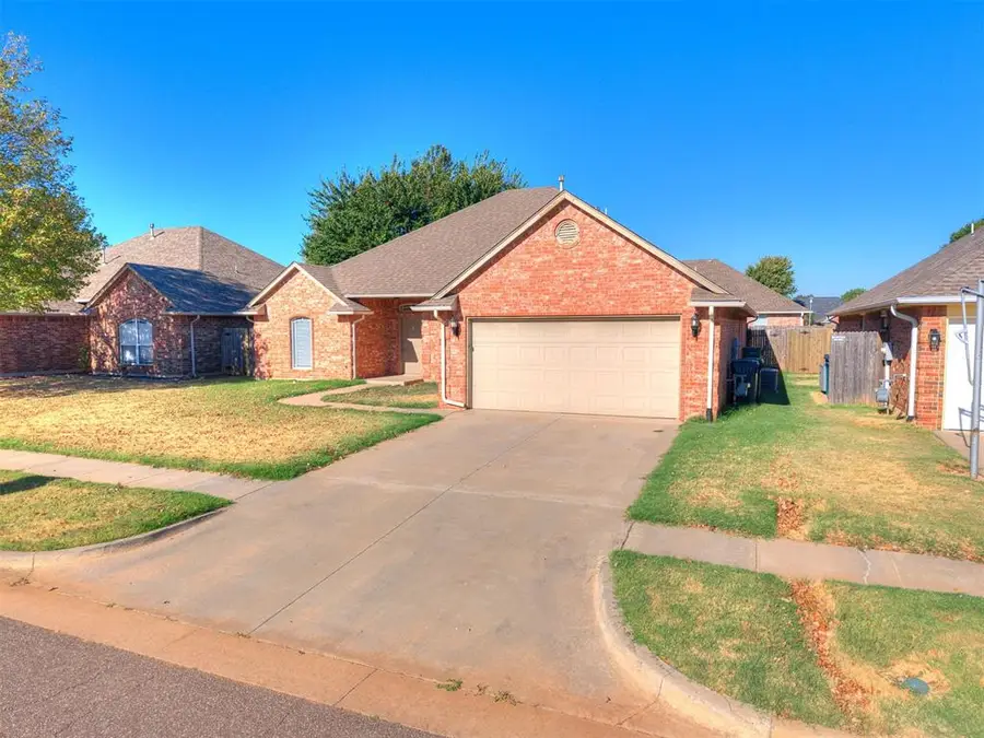 3905 Ashley Terrace, Yukon, OK 73099 - #3