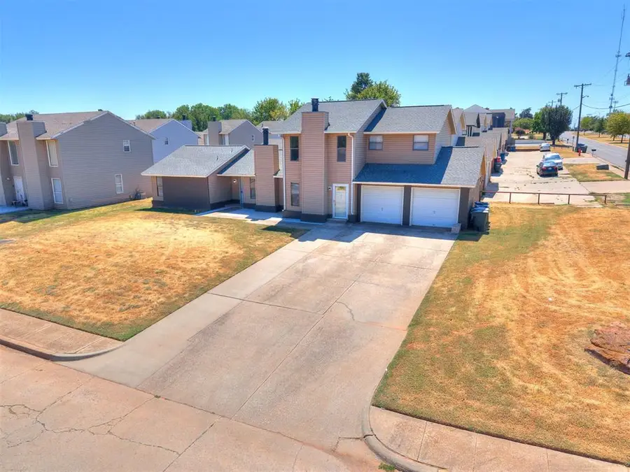 1020 N Chowning Avenue, Edmond, OK 73034 - #2