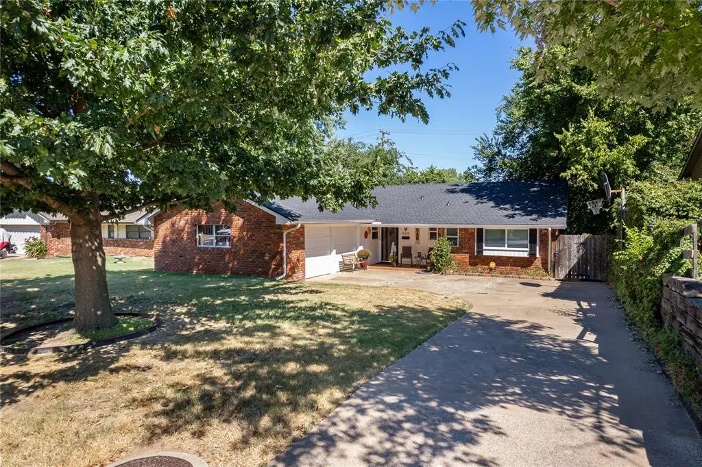 5615 NW 37th Street, Warr Acres, OK 73122 - #1