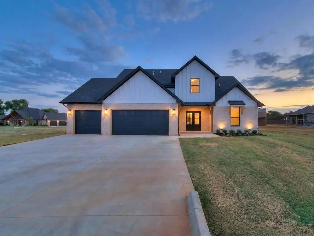 141 W Lynn Court Drive, Mustang, OK 73064 - #1