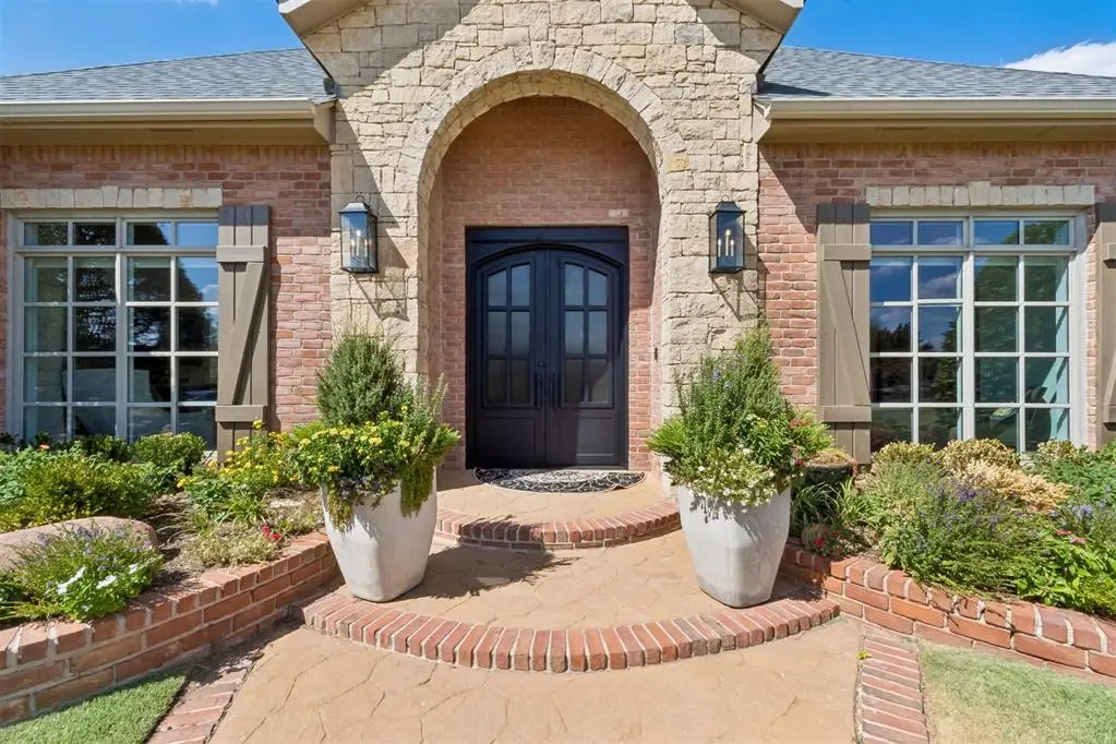 2911 NW 160th Street, Edmond, OK 73013 - #1