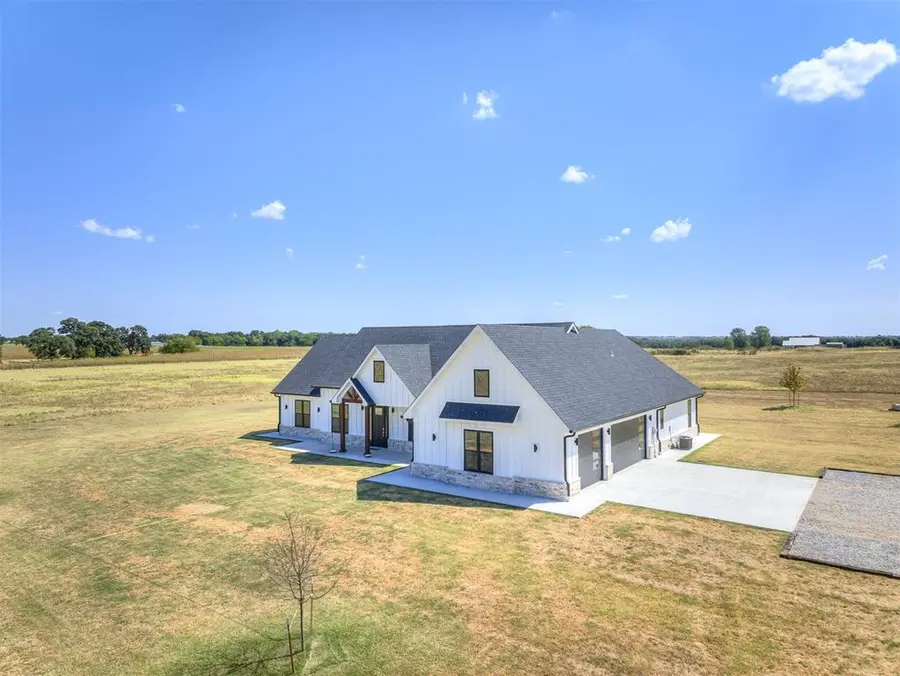 1598 Meridian Road, Ardmore, OK 73401 - #3