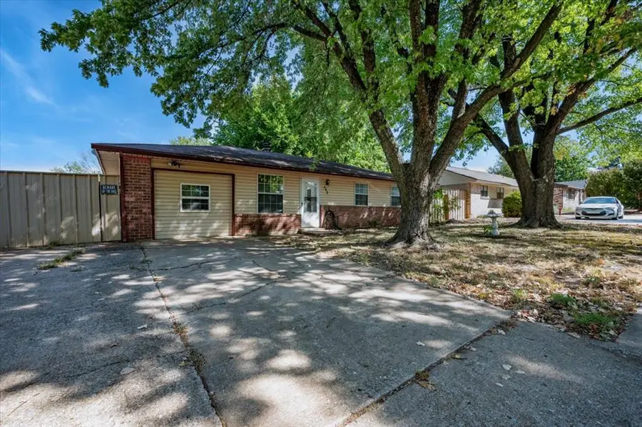 505 Meadowlake Drive, Noble, OK 73068 - #2