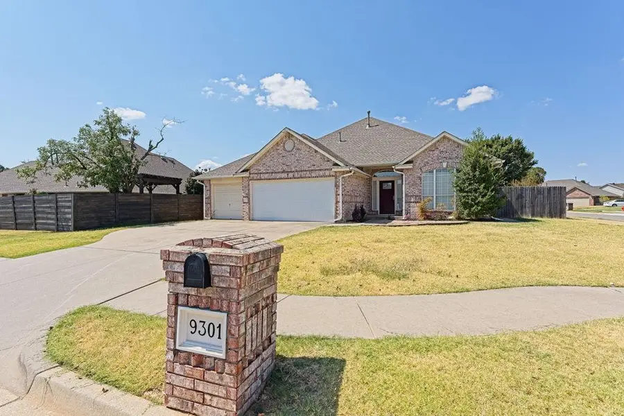 9301 S Barnes Avenue, Oklahoma City, OK 73159 - #2