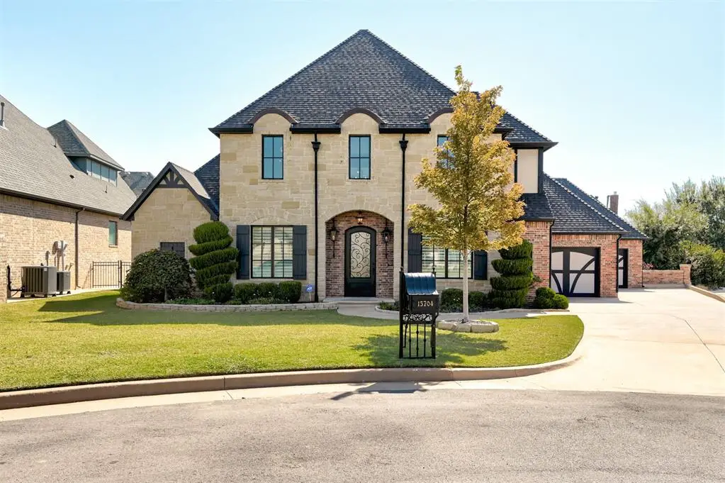 15704 James Thomas Court, Edmond, OK 73013 - #1
