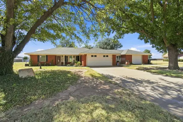 20425 E County Road 1567 Road, Altus, OK 73521