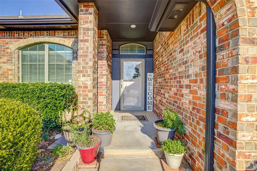 3212 Pin Oak Road, Oklahoma City, OK 73170 - #3