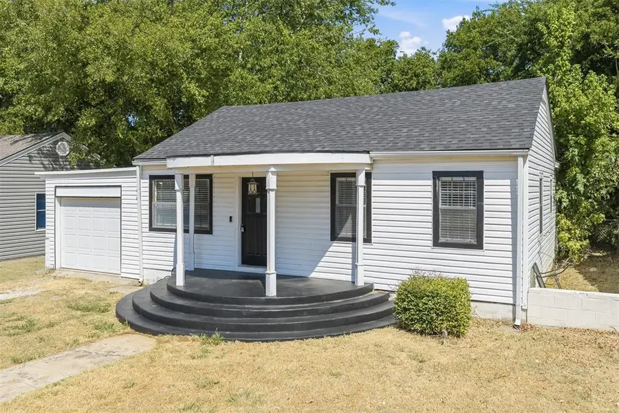 616 W Kings Road, Ada, OK 74820 - #2