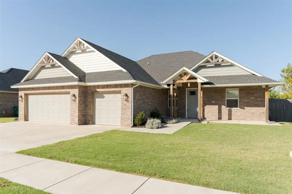 13613 Carlisle Crossing Drive, Yukon, OK 73099 - #1