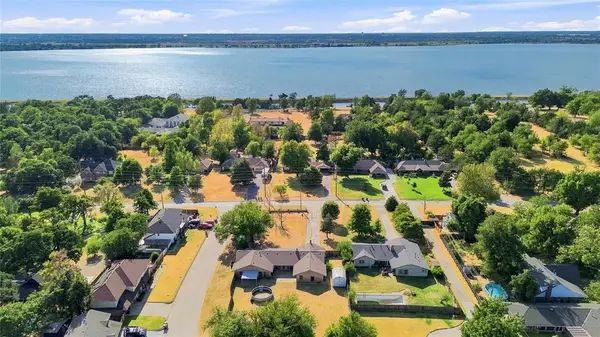 2716 N Eagle Lane, Oklahoma City, OK 73127