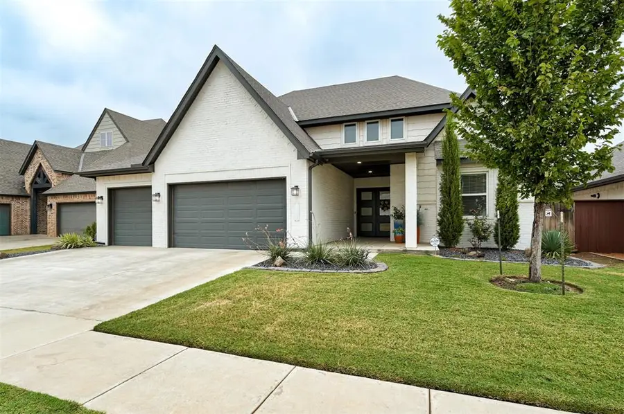 6217 NW 153rd Street, Edmond, OK 73013 - #2