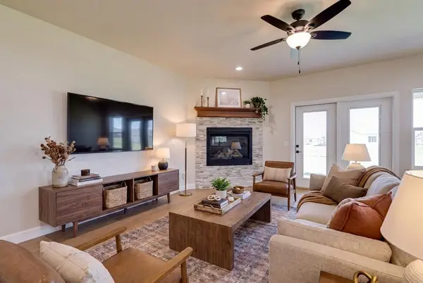 19409 S Country Drive, Edmond, OK 73012