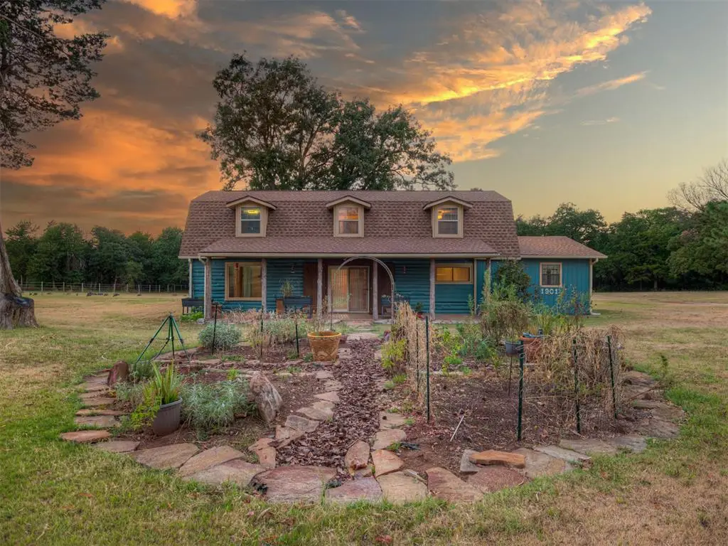 1901 His Way, Guthrie, OK 73044 - #1