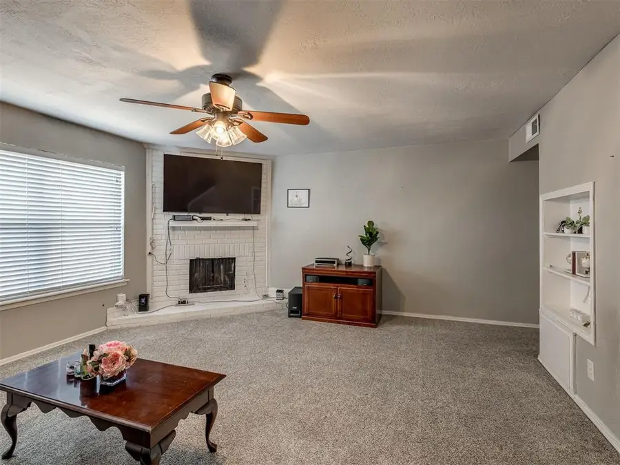 6742 N Meridian Avenue, Oklahoma City, OK 73116 - #2