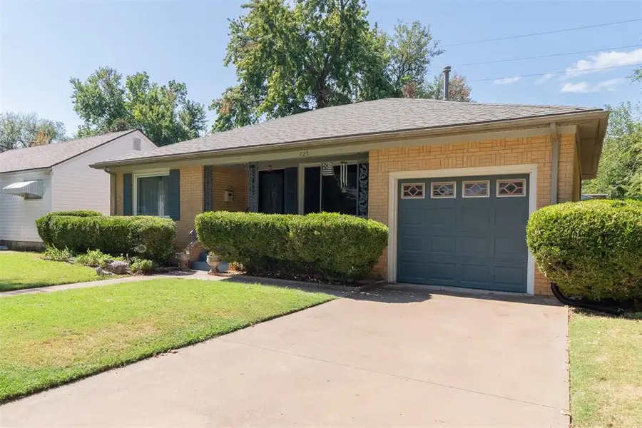 725 N Ash, Pauls Valley, OK 73075 - #2