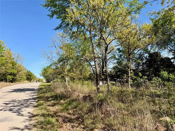 Pine Drive, Stigler, OK 74462