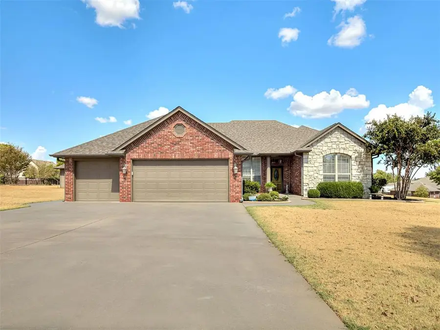 7903 Scotch Lane, Tuttle, OK 73089 - #2