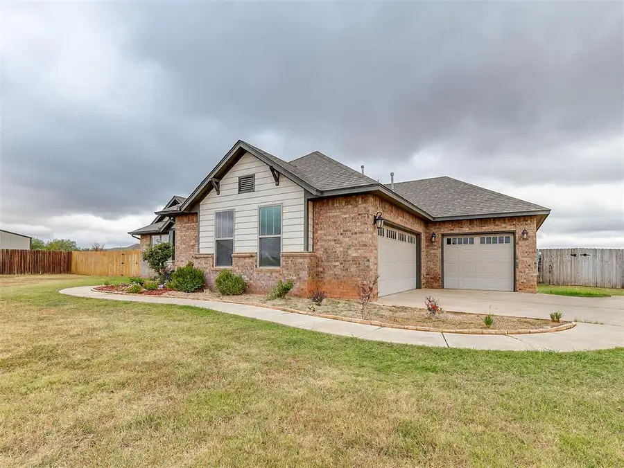 1506 Bridge Street, Edmond, OK 73025 - #3
