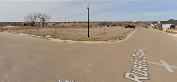 4501 Rustic Trails Street, Moore, OK 73160