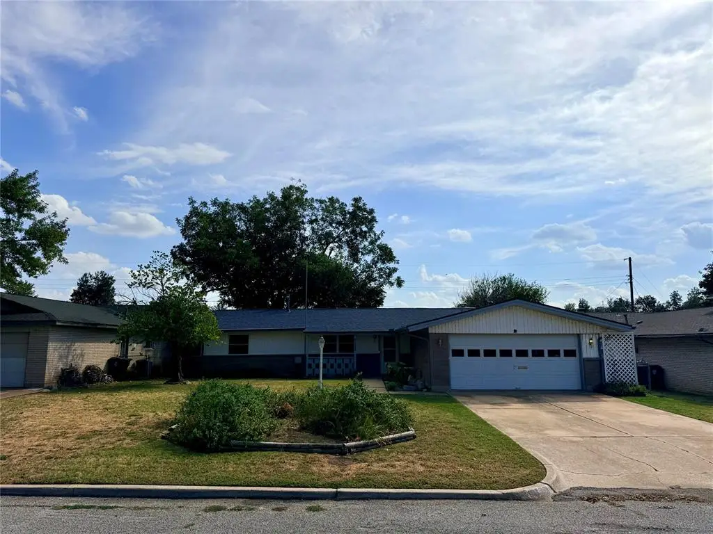8332 NW 35th Street, Bethany, OK 73008 - #1