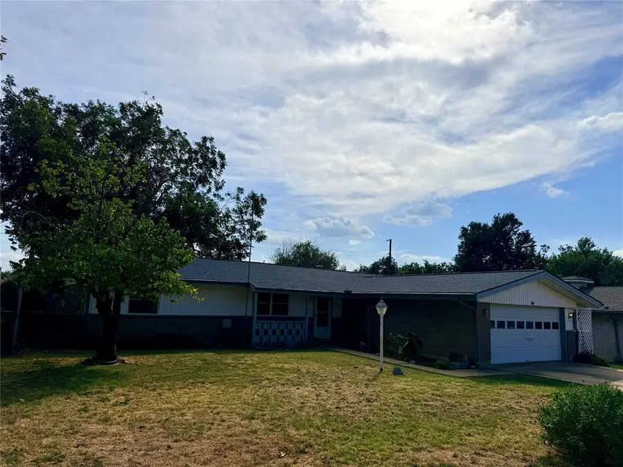 8332 NW 35th Street, Bethany, OK 73008 - #2