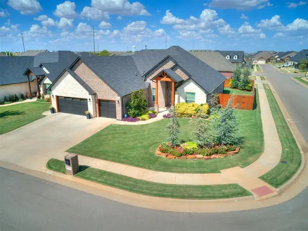 9317 NW 82nd Street, Yukon, OK 73099