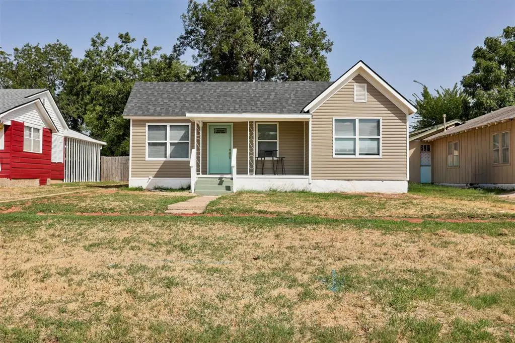 414 E Perkins Avenue, Guthrie, OK 73044 - #1
