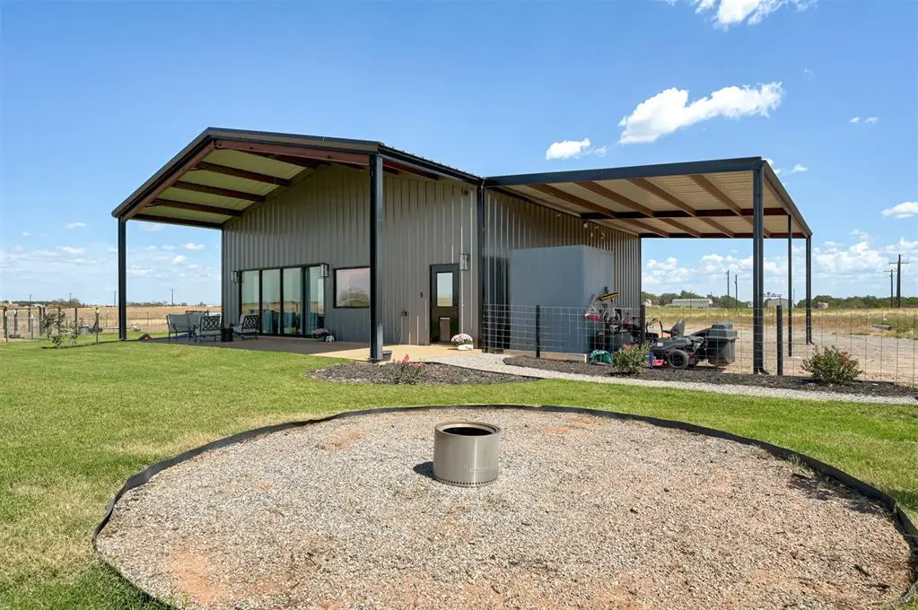 20352 N 2990 Road, Crescent, OK 73028 - #1