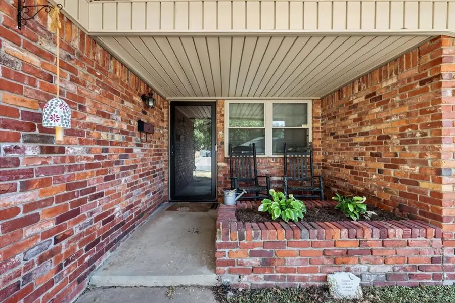 1928 Lanesboro Drive, Oklahoma City, OK 73120 - #3