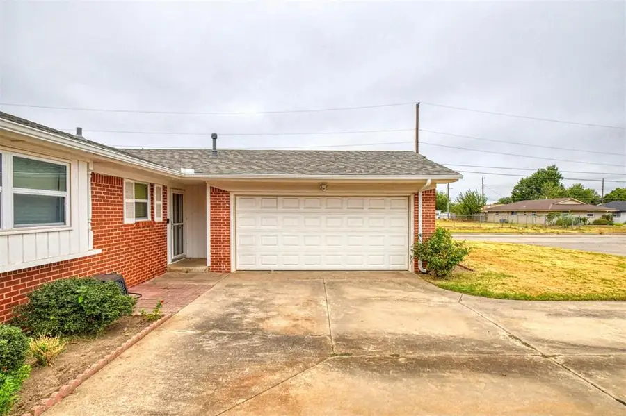 6824 NW 20th Street, Bethany, OK 73008 - #3