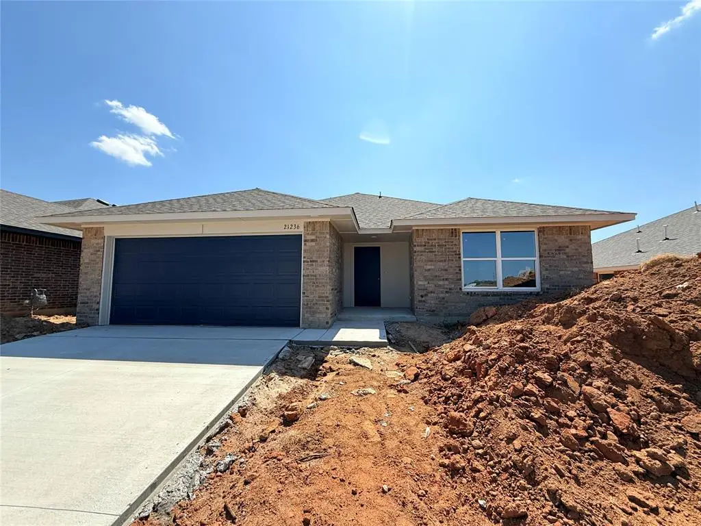 21236 SE 31st Street, Harrah, OK 73045 - #1