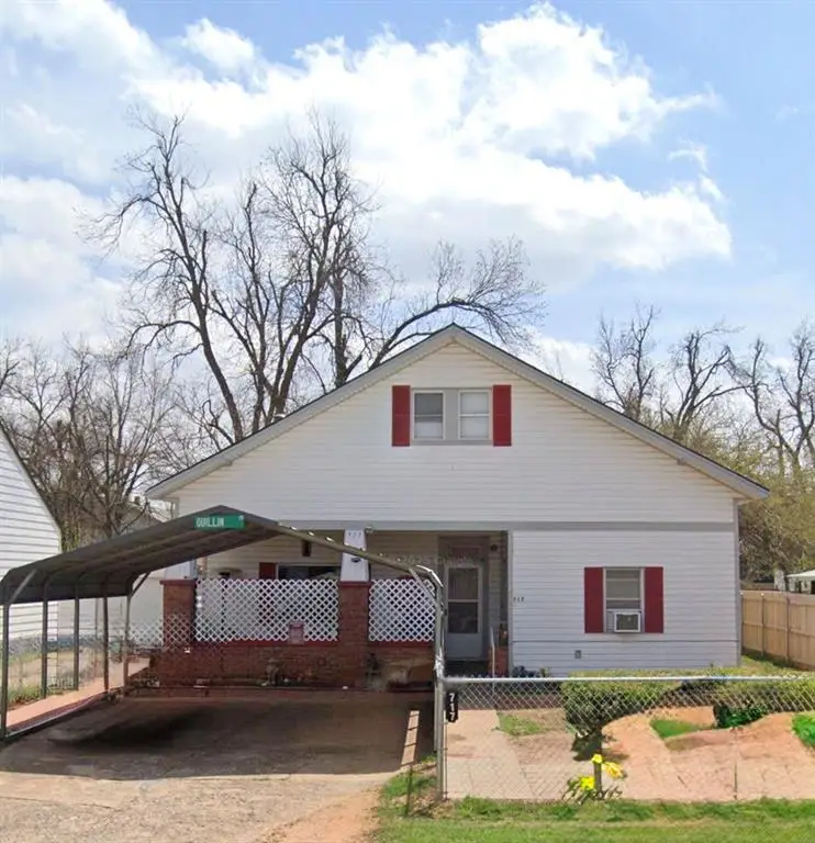 717 W Dakota Avenue, Chickasha, OK 73018 - #1