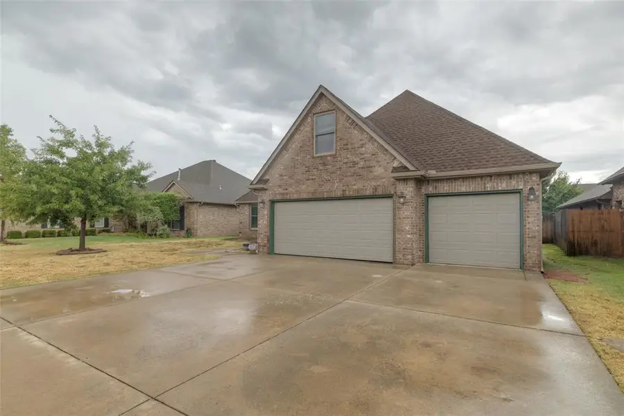 16412 Old Oak Drive, Edmond, OK 73013 - #2