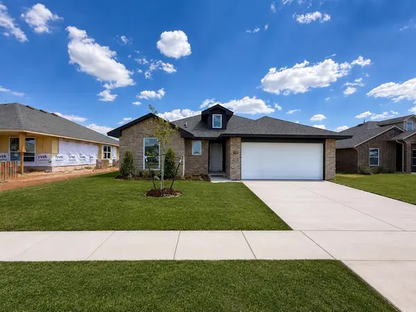7700 Windstone Drive, Oklahoma City, OK 73132