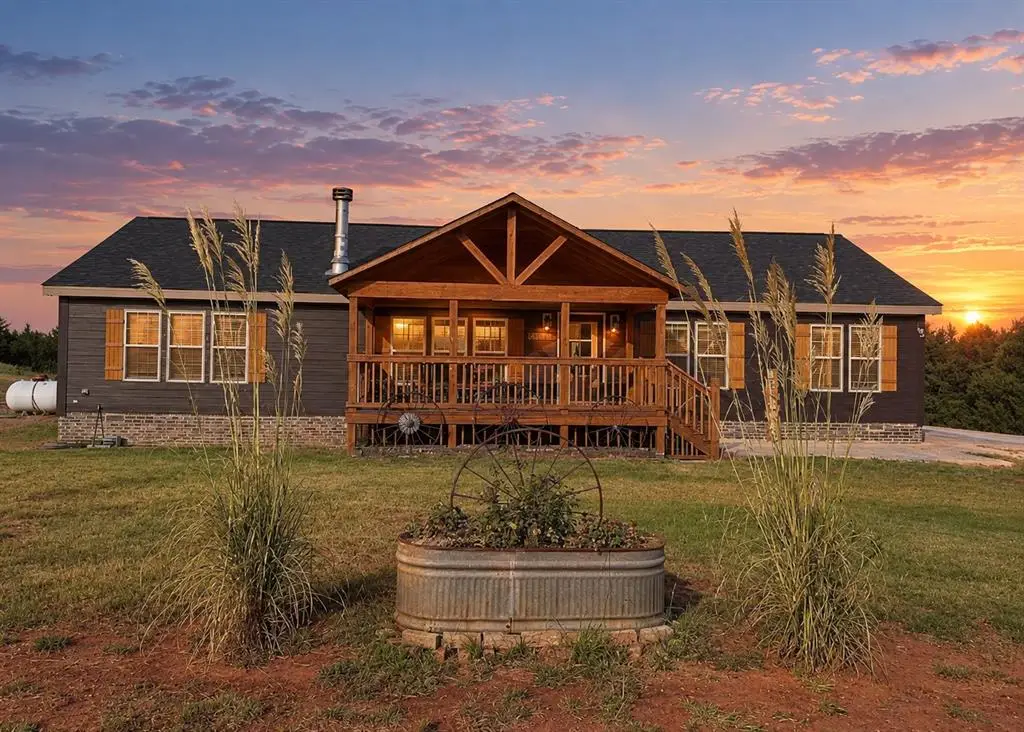 348100 E Country Drive, Cushing, OK 74023 - #1