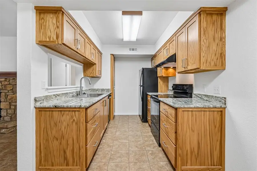 14409 N Pennsylvania Avenue #11F, Oklahoma City, OK 73134 - #2