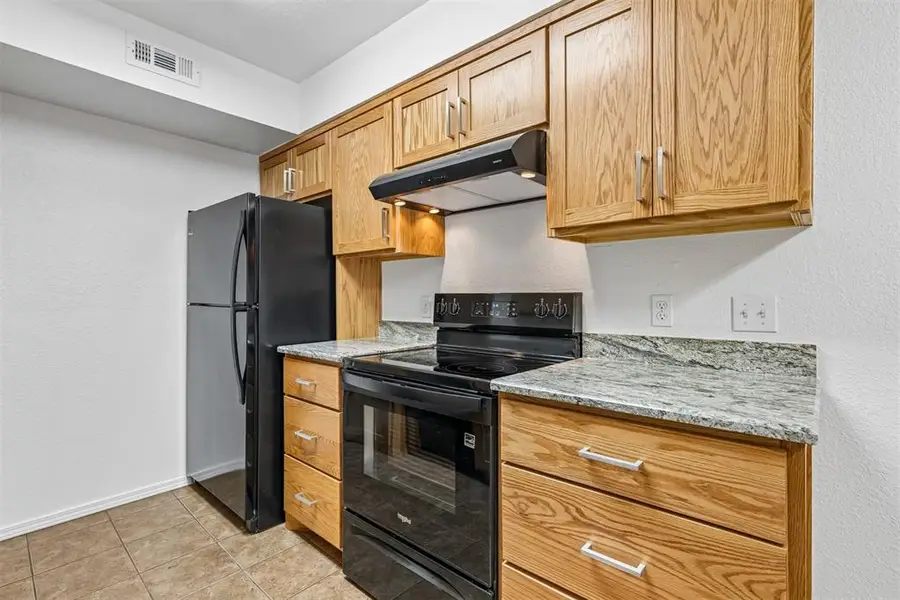14409 N Pennsylvania Avenue #11F, Oklahoma City, OK 73134 - #3