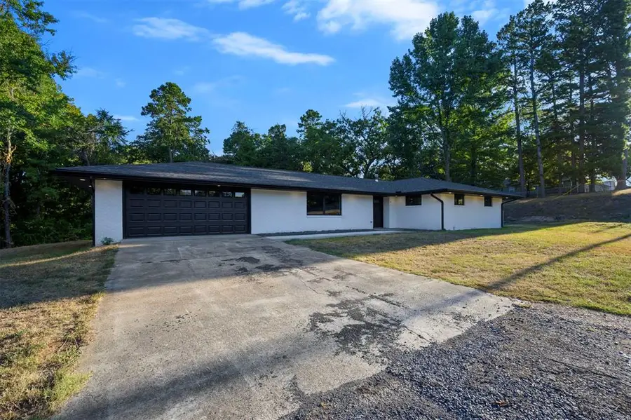 510 W Adams Street, Broken Bow, OK 74728 - #2