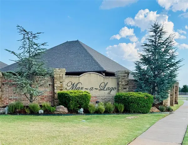 11044 NW 17th Street, Yukon, OK 73099