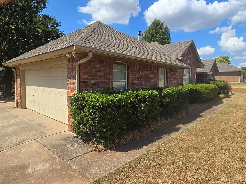 6417 Saddleback Drive, Oklahoma City, OK 73150 - #1