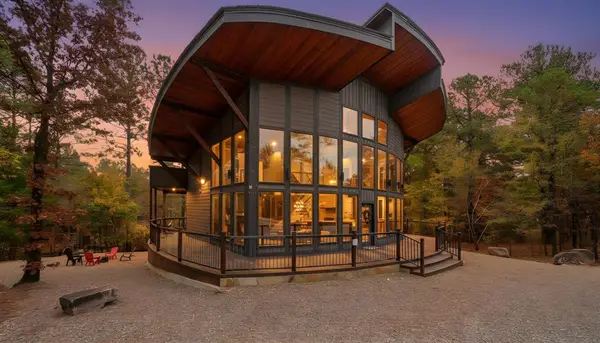 663 Sugarberry Trail, Broken Bow, OK 74728