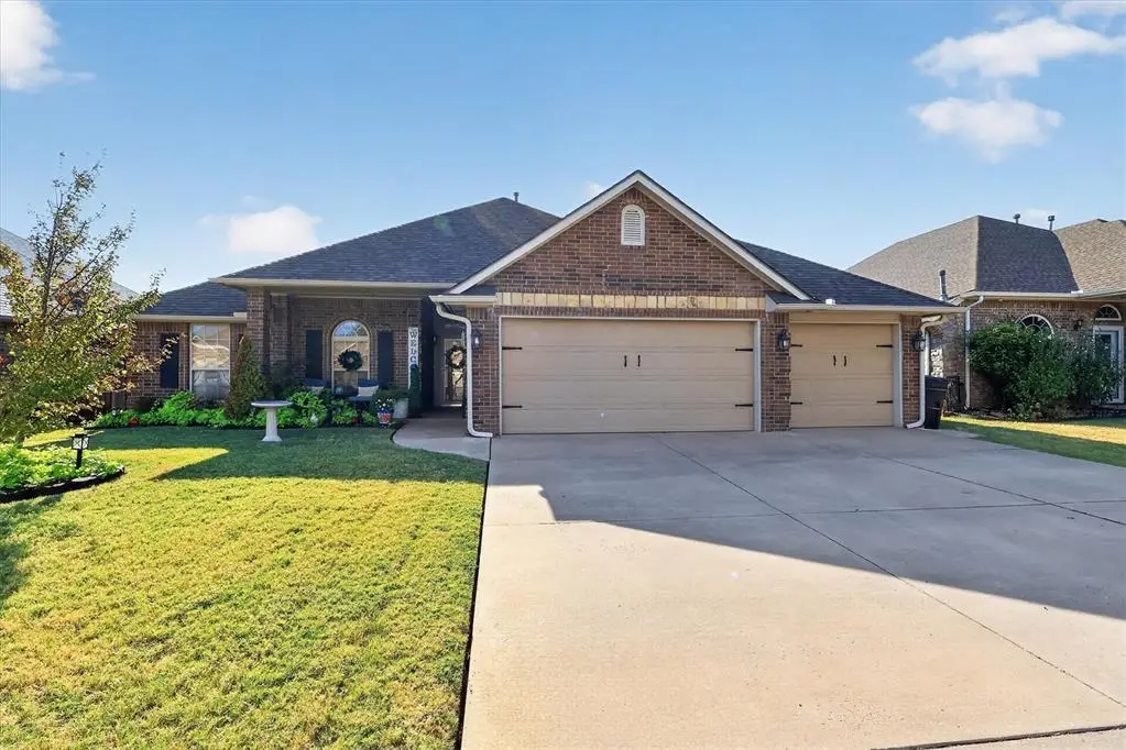 1809 Mead Lane, Moore, OK 73170 - #1