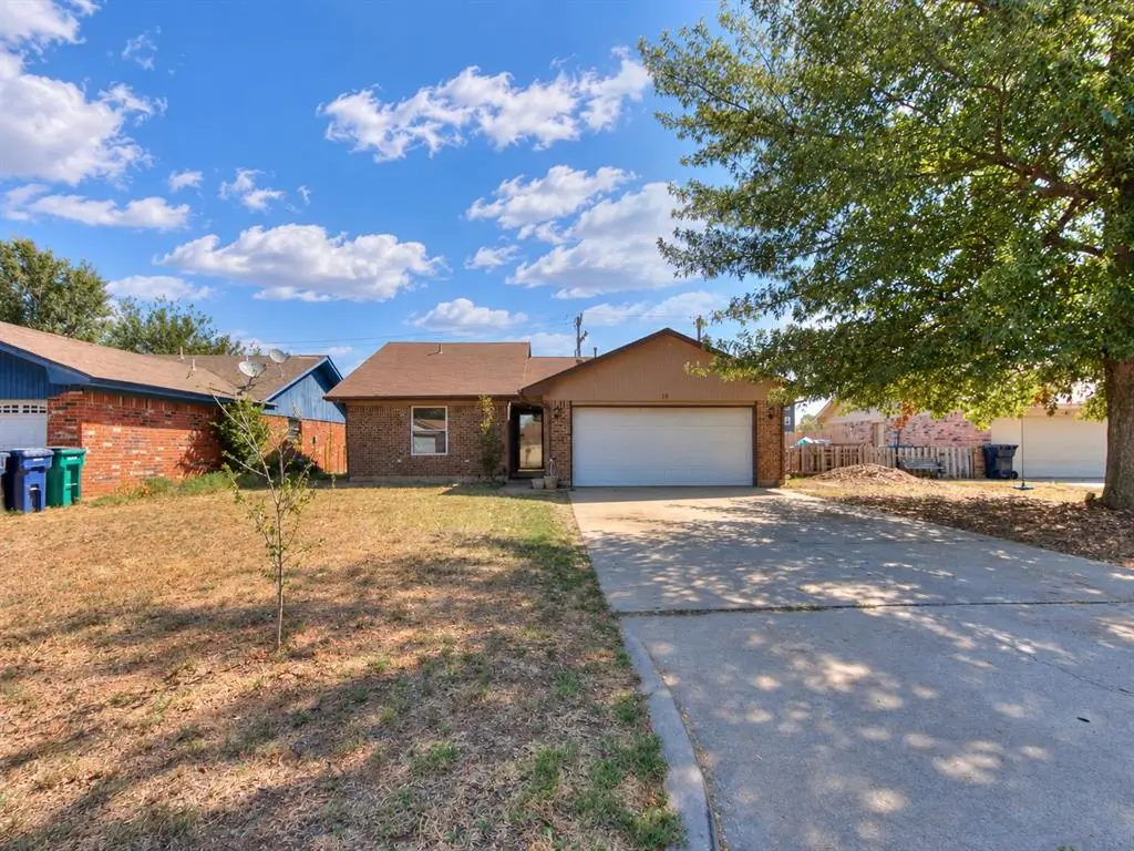 16 Bellgate Drive, Yukon, OK 73099 - #1