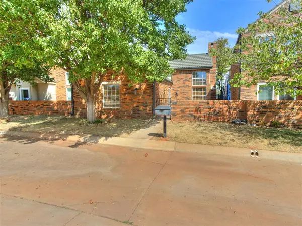 11811 Springhollow Road, Oklahoma City, OK 73120