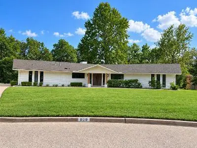 800 Mockingbird Lane, Norman, OK 73071 - #1