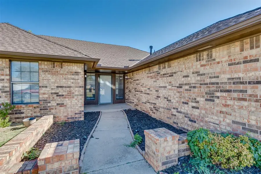 10120 Albert Lane, Yukon, OK 73099 - #2
