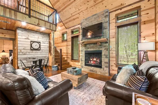 111 Fork Creek Trail, Broken Bow, OK 74728