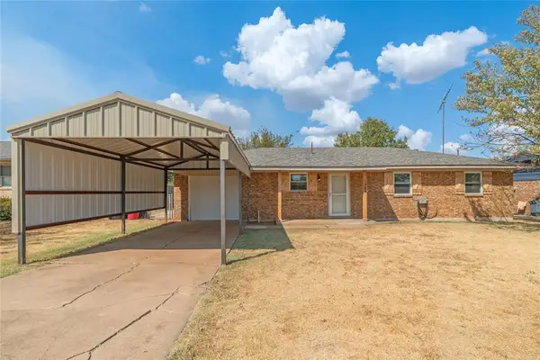 1209 1st Street, Elgin, OK 73538
