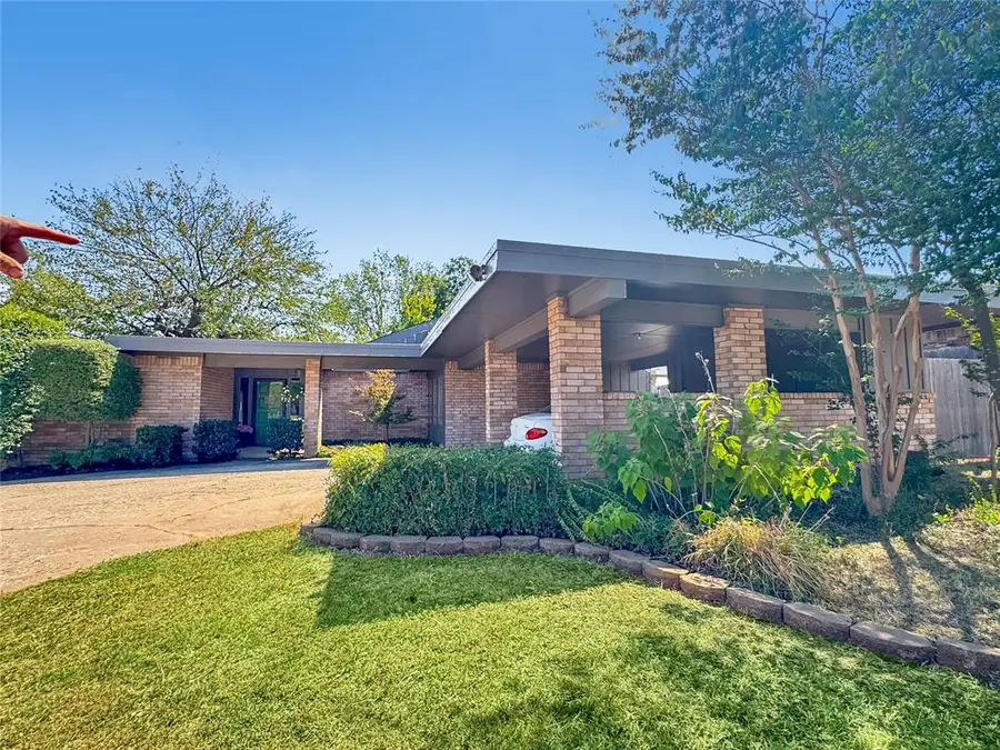 2302 Lindenwood Lane, Norman, OK 73071 - #2
